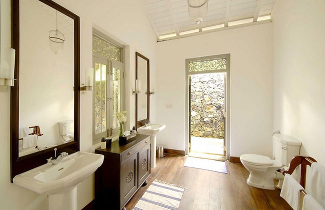 Dutch Colonial Period Villa In Contemporary Style - Foto 33