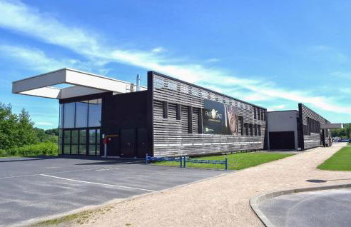 Beautiful Home In Auberville With Wifi - Photo 28