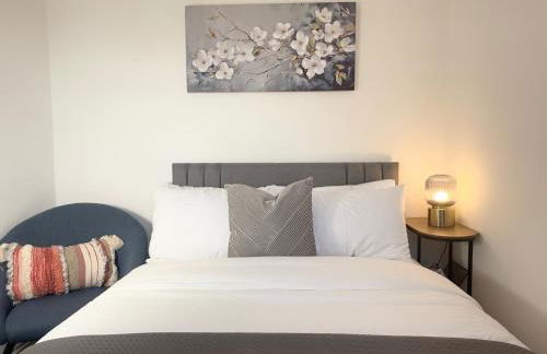 'The Luxury Snug' - A Charming Modern Luxury 2-Bed Flat with Parkview - Free Parking - Foto 26