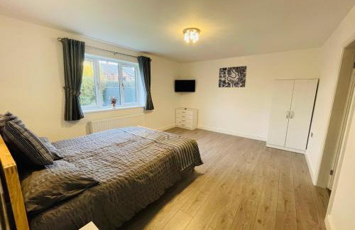 4-Bedroom Cottage in Healing, Grimsby - Foto 3