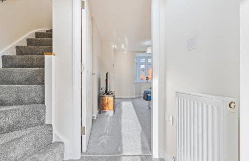 #83 Stylish Wigston Home - Near Bradgate Park - Sleeps 4 -" Perfect for contractors and Families - Free Parking" - Foto 16