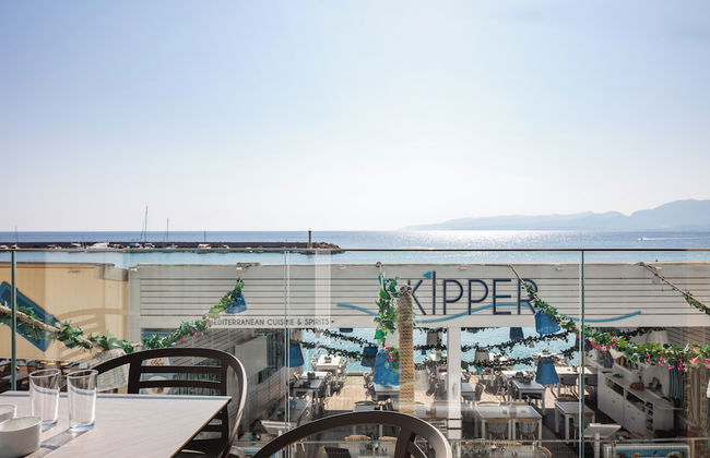 Skipper Beachfront Suites - Foto 57