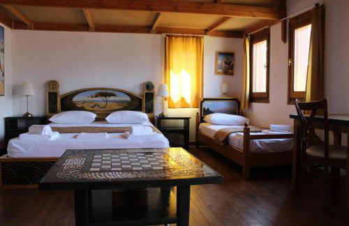 Varias Art House - Foto 21