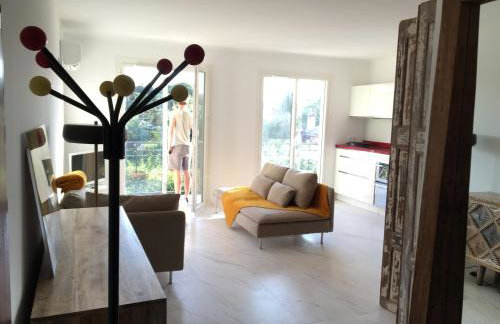 Escale à Saint-Tropez - Foto 1