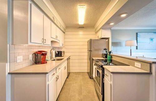 Bright Carolina Beach Condo - Walk to Shore! - Foto 2