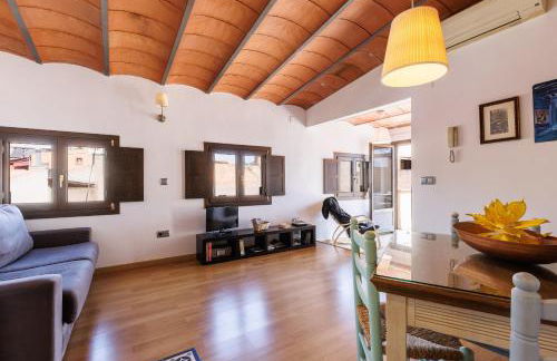 Iconic by Unik Vacation - Photo 10