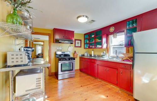 2 Mi to UA Central Fayetteville Home with Patios - Foto 11