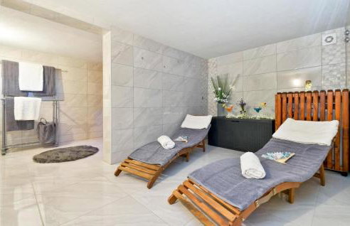 Gorgeous Home In Varazdin Breg With Sauna - Foto 42