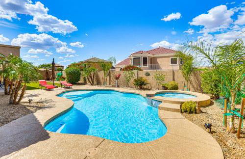 Backyard Oasis with Fire Pit Laveen Village Retreat - Foto 27