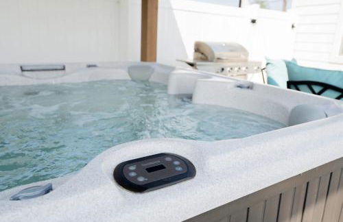 Updated Family Friendly Hillyard Gem NEW HOT TUB! - Foto 58