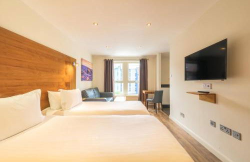 Holyrood Aparthotel - Photo 10