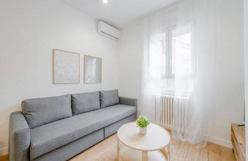 Estilo con parking para 4, vive La Latina - Photo 1