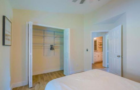 New Resort Style Oasis ~ LED Pool & Game Room - Foto 23