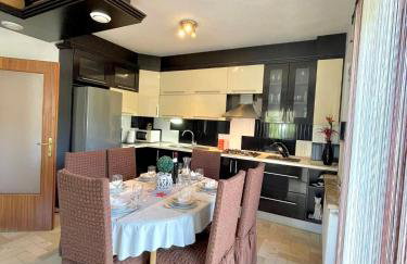 Holiday Home Three Sisters with Swimming Pool & Jacuzzi - Photo 33