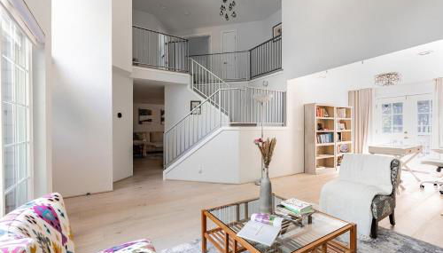 Spacious Central Kirkland Gem with Deck Near Google - Foto 3