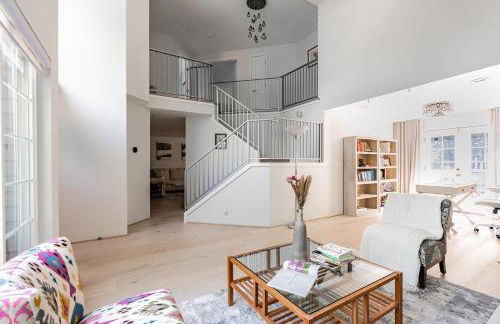 Spacious Central Kirkland Gem with Deck Near Google - Foto 3