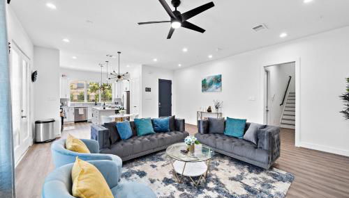 Cozy Home Near MedCenter, Uptown, & Downtown - Foto 2