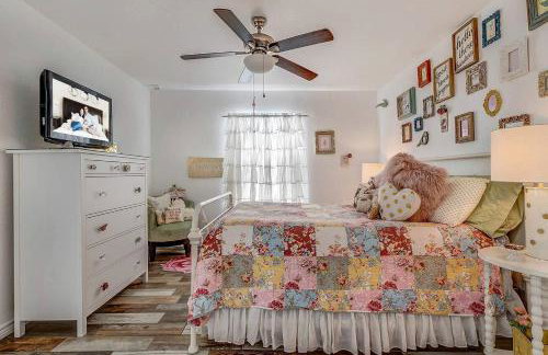 Delightfully Cozy Texas Cottage Rental Ideal for a Romantic Getaway near Dallas - Foto 14