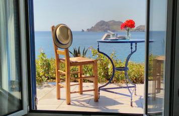 Enalion House - Photo 1