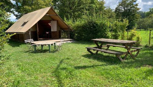 Trappeur du Camping la Saline d'Arc et Senans - Photo 2