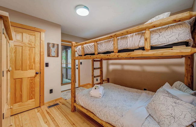 Buck Valley Lodge Mountain Getaway! - Foto 8