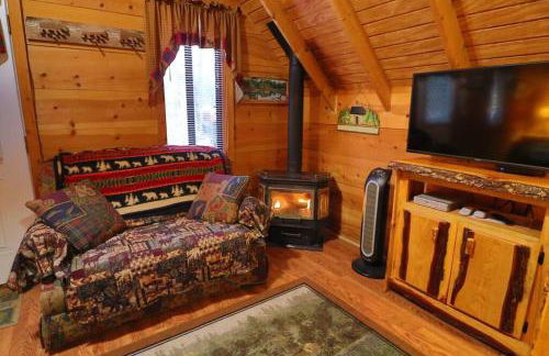 Cute updated Mountain Cabin fireplace #3 - Foto 24