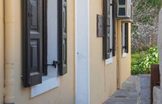 Elithas Central & Budget Stay - Foto 18