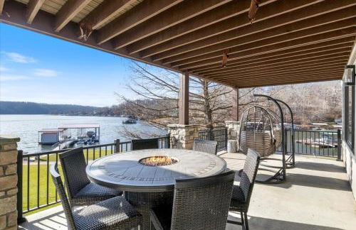 LOTO Pointe, Updated Luxury Home w/ Boat & PWC Slip, Boat Ramp, Firepits, Pool Table & More! - Foto 44