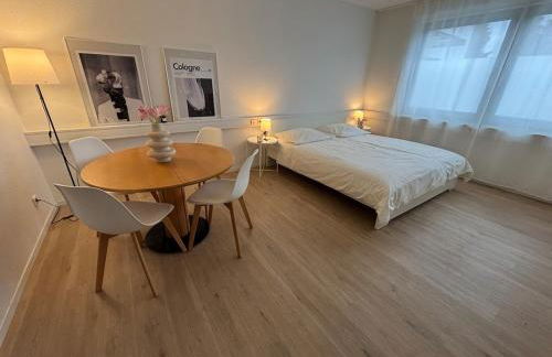 Great Location Airport Exhibition Center Downtown - Foto 1