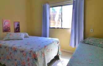 We offer a crib, bed and bath linens - Foto 13