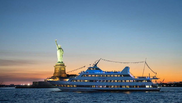 Crociera serale sulle acque di Manhattan