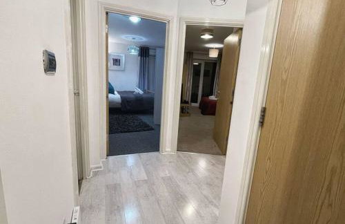 Cityfront Modern Apt Near City Centre/Etihad, Free Parking - Foto 30