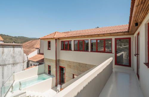 Douro Arda House with Pool & Jacuzzi by HostWise - Photo 26