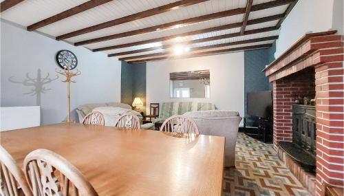 4 Bedroom Stunning Home In Hambers - Photo 4