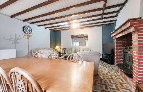 4 Bedroom Stunning Home In Hambers - Photo 4