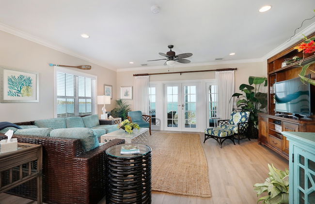 Waterfront Luxury Villa With Sunset Views And Boat Slip 3 Bedroom Villa by RedAwning - Foto 9