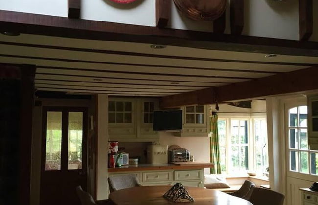 Lovely 4-bed House in Village of Sandhurst - Foto 28