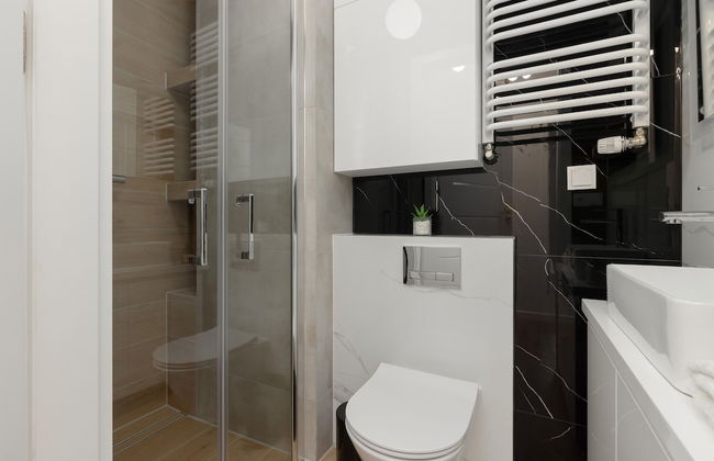 Dark Green Apartment by Renters - Foto 40