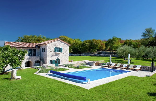 Villa on Krk With Pool and Outdoor Kitchen - Foto 15