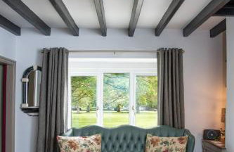 Two Bedroom Country Cottage in County Durham with Village Pub and Free Parking For Holidays and Work Stays - Foto 7