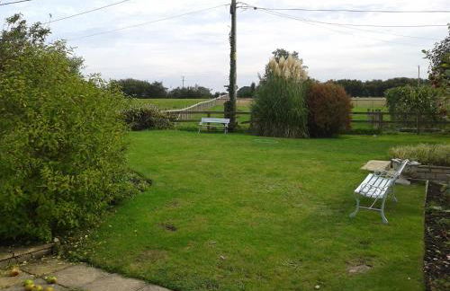 Yew Tree View - Photo 12