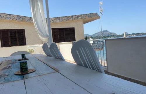 Villa GLORIA intero alloggio sulla spiaggia 8 posti letto 15 minuti da Palermo e 35 da Cefalu - Foto 14