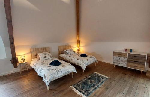 Gîte d'exception avec piscine chauffée pour 12 personnes - Cantal - Photo 10