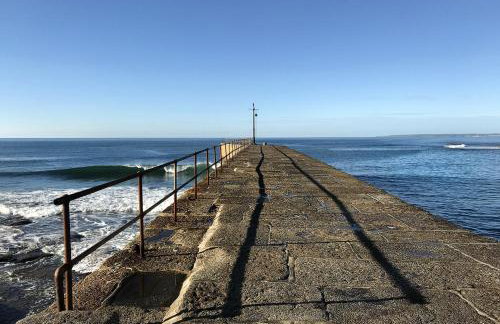 Cliff House - a stunning sea view 2 bed apartment in Porthleven - Foto 18