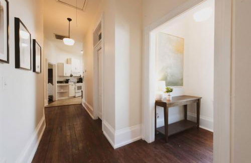 Entire Duplex 2 APTS & 6 BDRS near Forsyth Park! - Foto 4