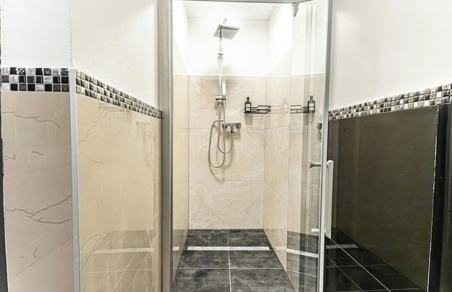 4BR Apt. for Groups 6-Min to Stadthalle - Foto 31