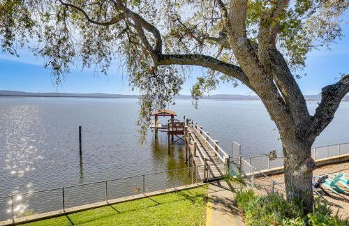 Panoramic Views! Home with Boat Slip on Clear Lake - Foto 33