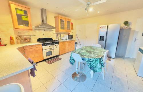 Grande Maison familiale bien équipée avec Billard - Foto 20