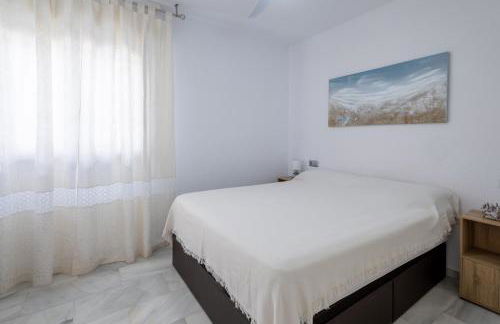 Piso de playa con piscinas - Foto 20