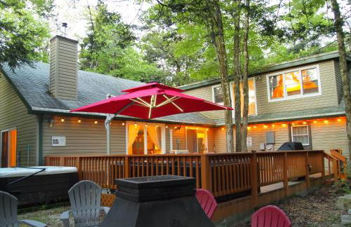 Family retreat, Closest Rental House to POOL & BEACH, Hot tub, Game Room - Foto 3